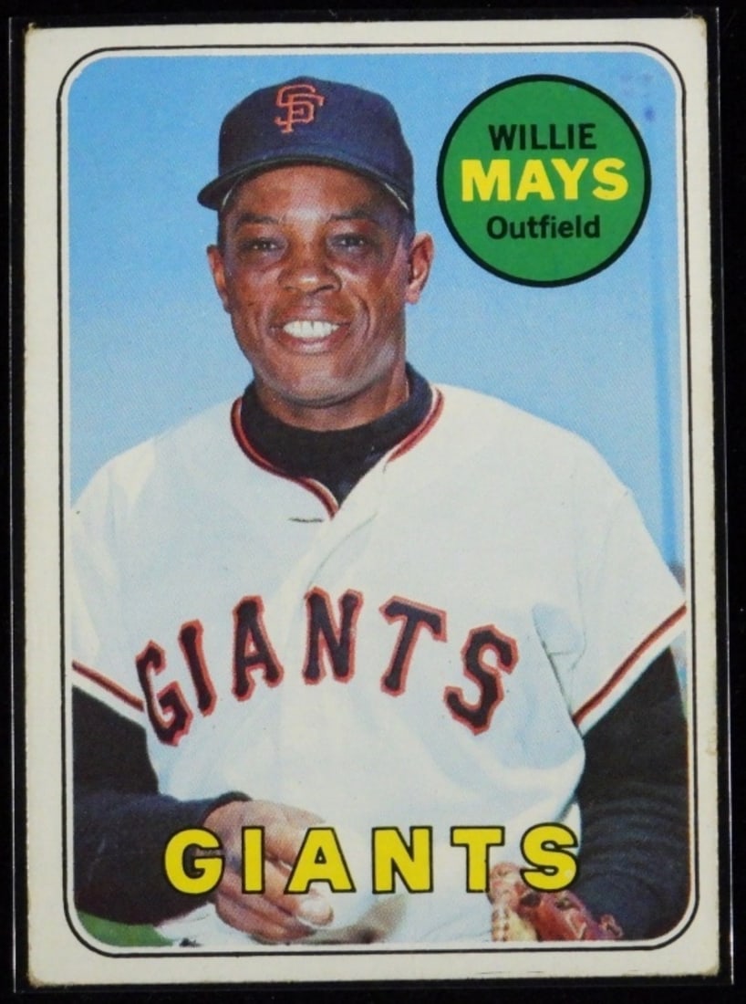 1969 TOPPS Willie Mays #190: In G/VG condition, rounded corners and scuffs along the edges.