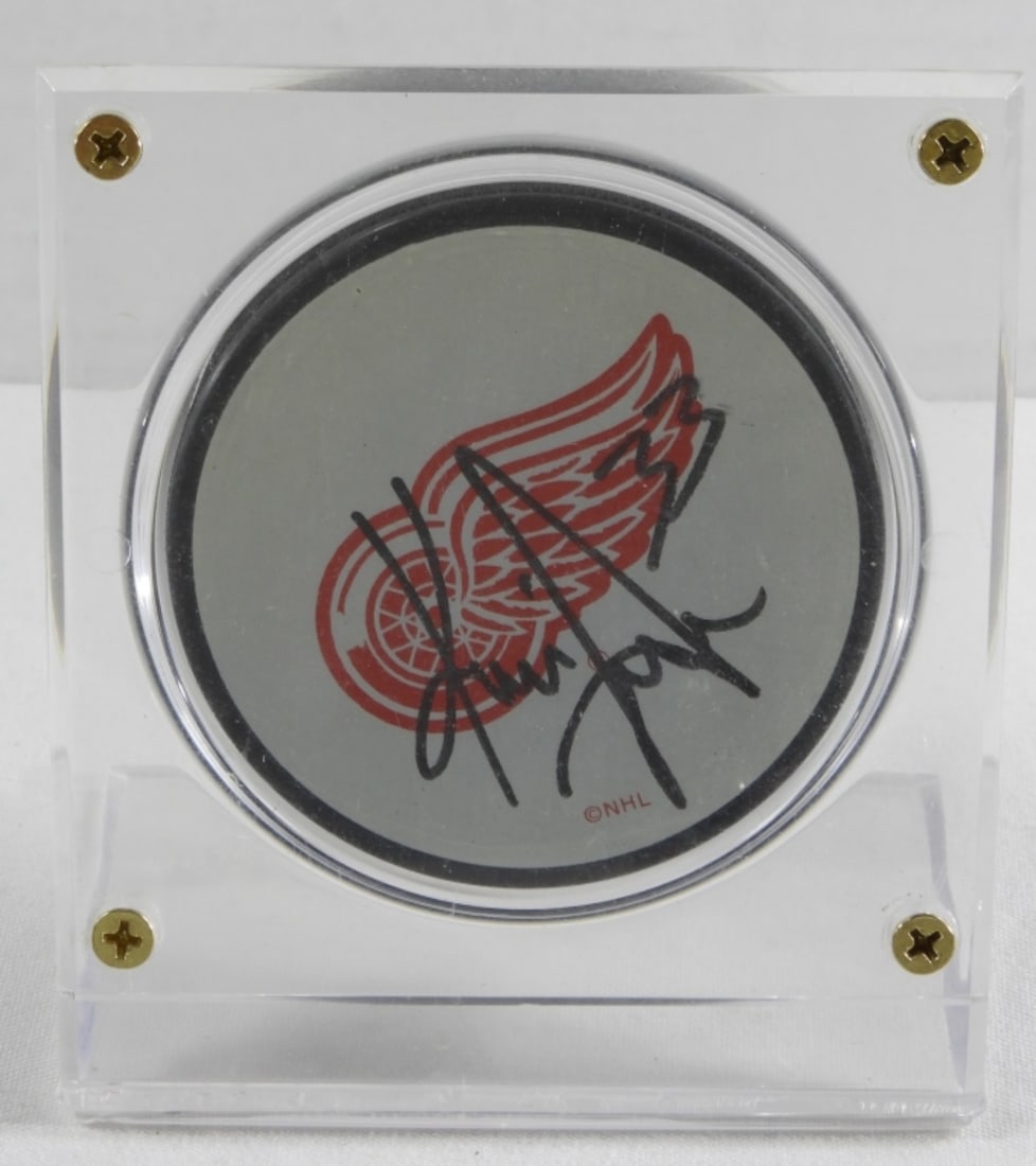 Kris Draper Signed Hockey Puck (1 of 3)