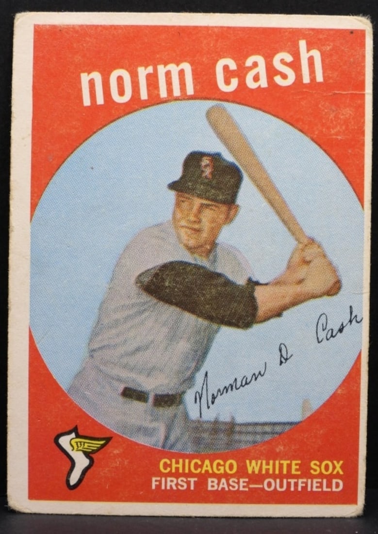 Norm Cash TOPPS #509 Card: No creasing but corners are rounded. Good condition