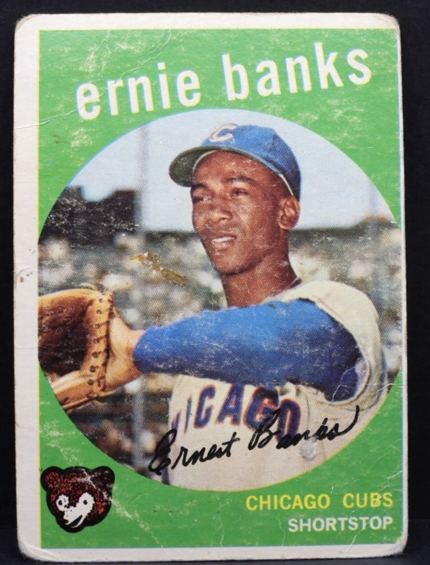 Ernie Banks TOPPS #350 Card: Creasing and corners rounded. Fair condition