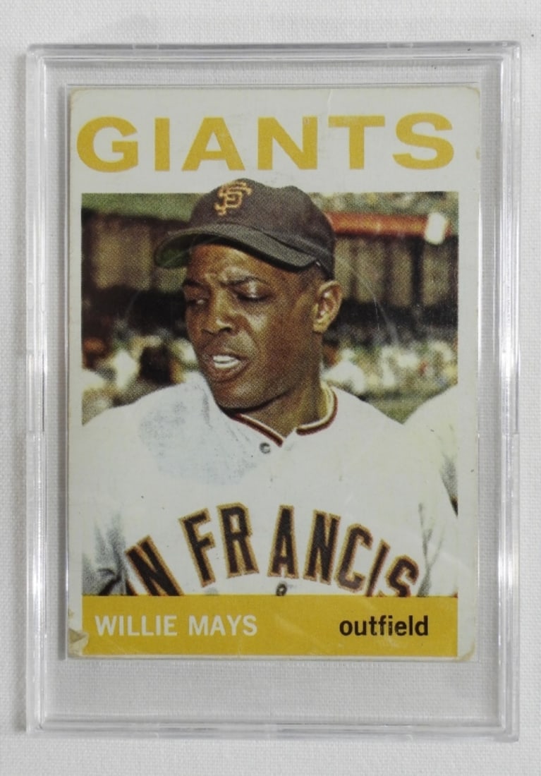 TOPPS #150 Willie Mays G: There is a rip on the bottom.