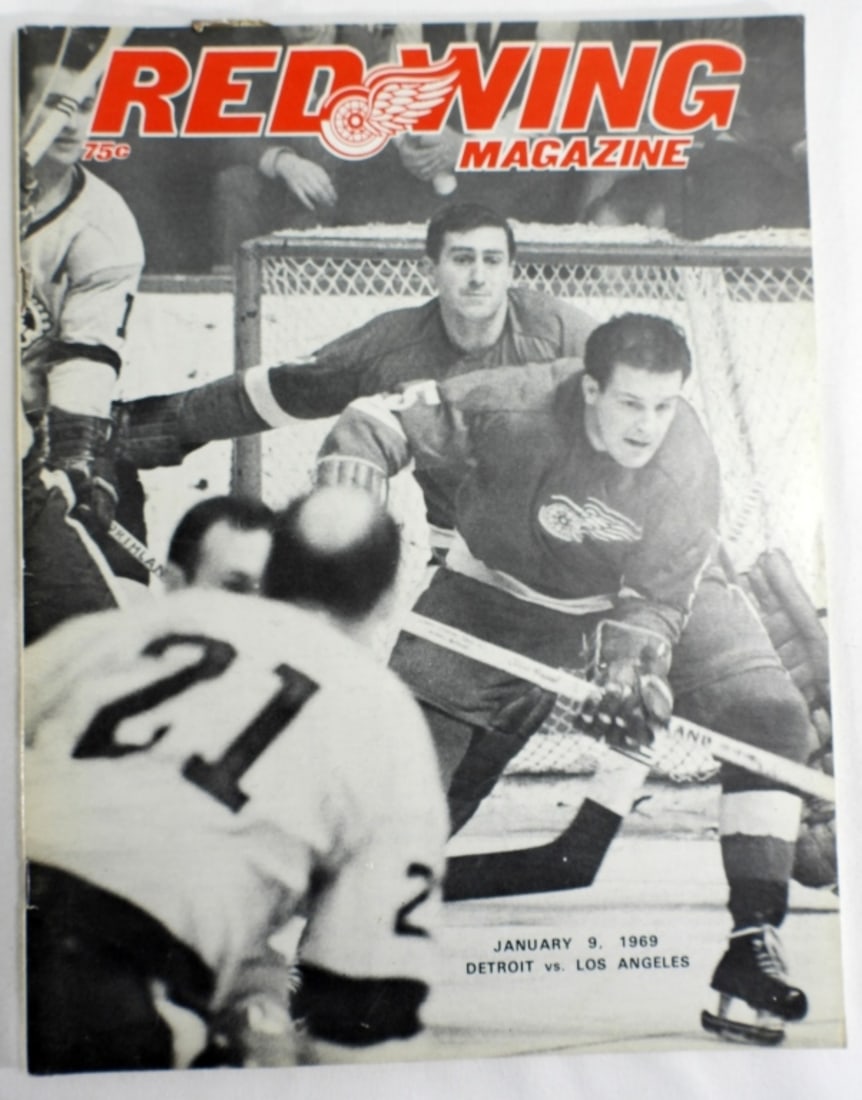 1969 Detroit Red Wings Magazine: There is a rip on the back of the cover.
