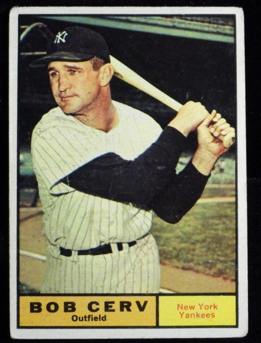 1961 Bob Cerv TOPPS #563: No creasing, corners are rounded. Good condition