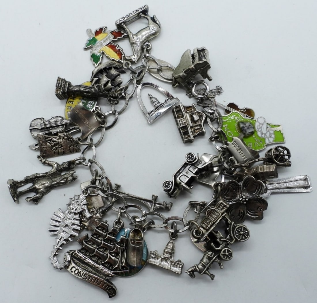 Vintage 925 Charm Bracelet with 27 Charms (1 of 2)