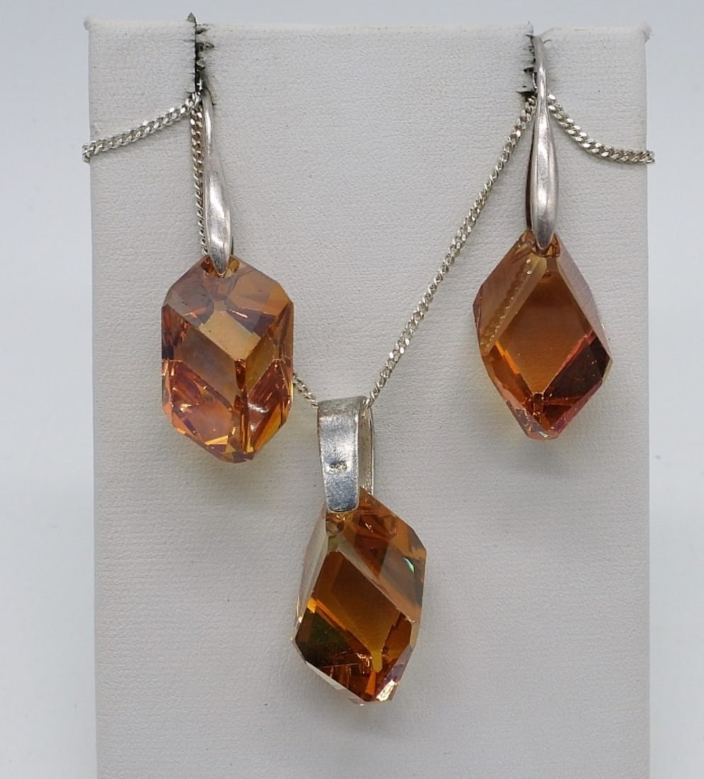 Topaz Colored Crystal 925 Necklace Set: Very pretty sterling topaz colored crystal necklace, 18" long. Pierced earrings are 2" long. (5 dwt)
