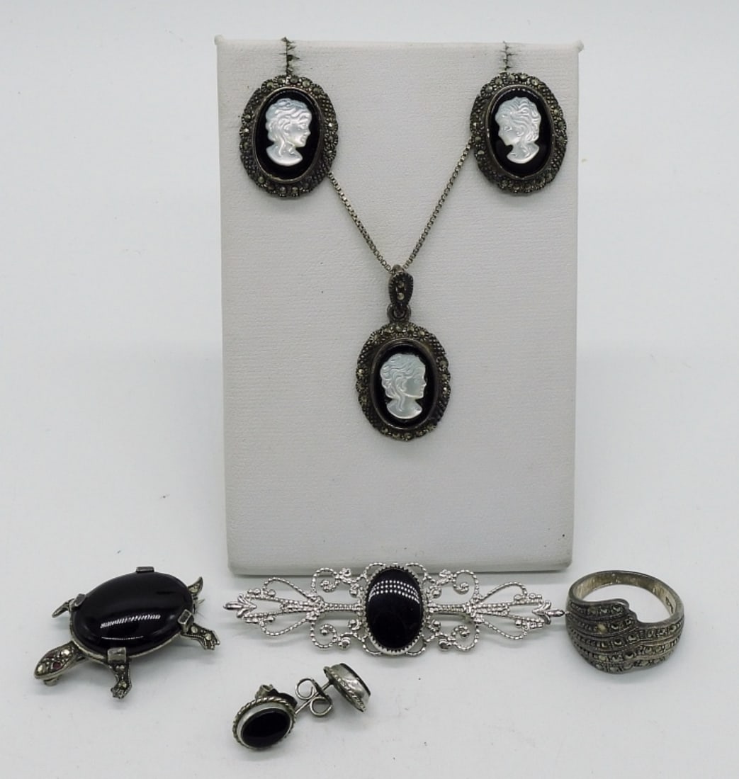 Black Onyx Cameo Set & More (1 of 3)