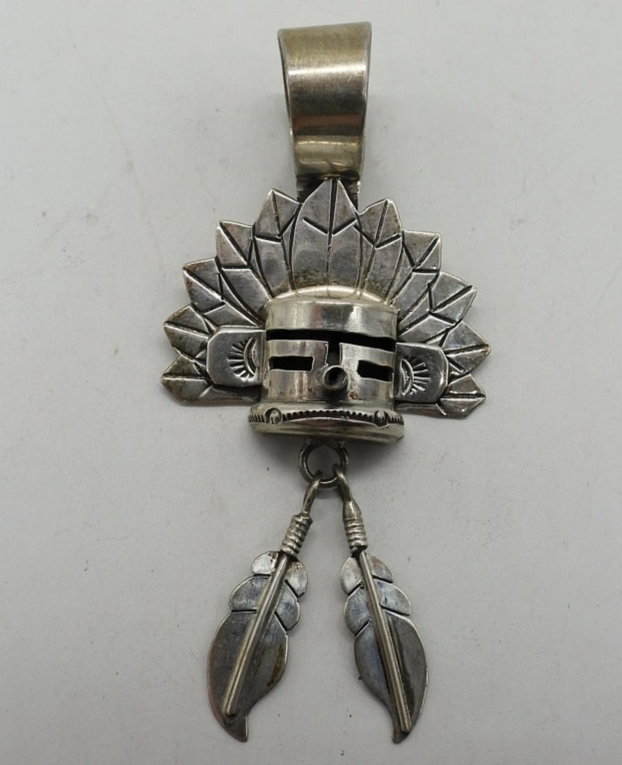 Gary G Signed Sterling Kachina Pendant: Gary G signed, Kachina sterling Navajo pendant, 3" long & 1.5" wide. (7 dwt)