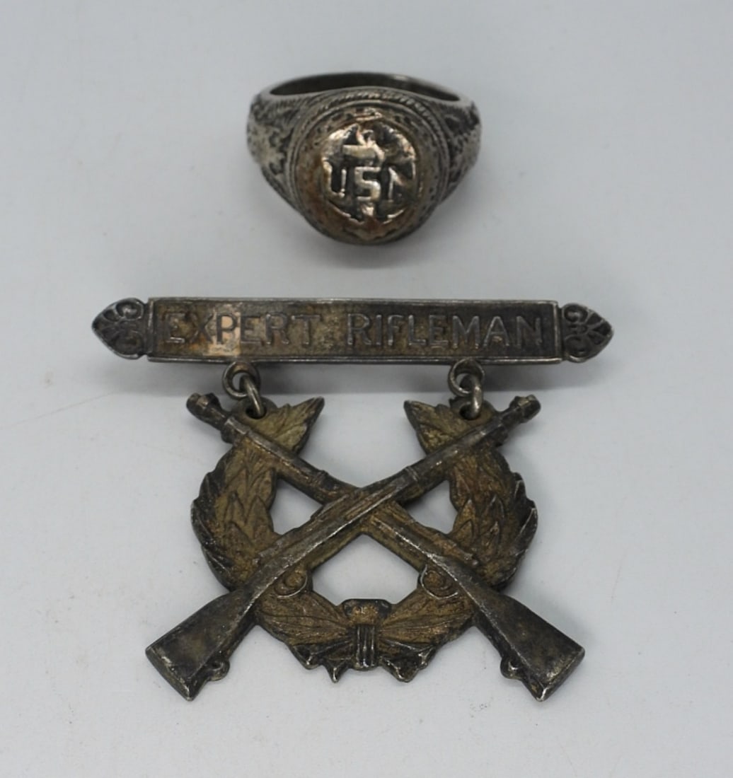 USN 925 Ring and Expert Rifleman Pin (1 of 4)