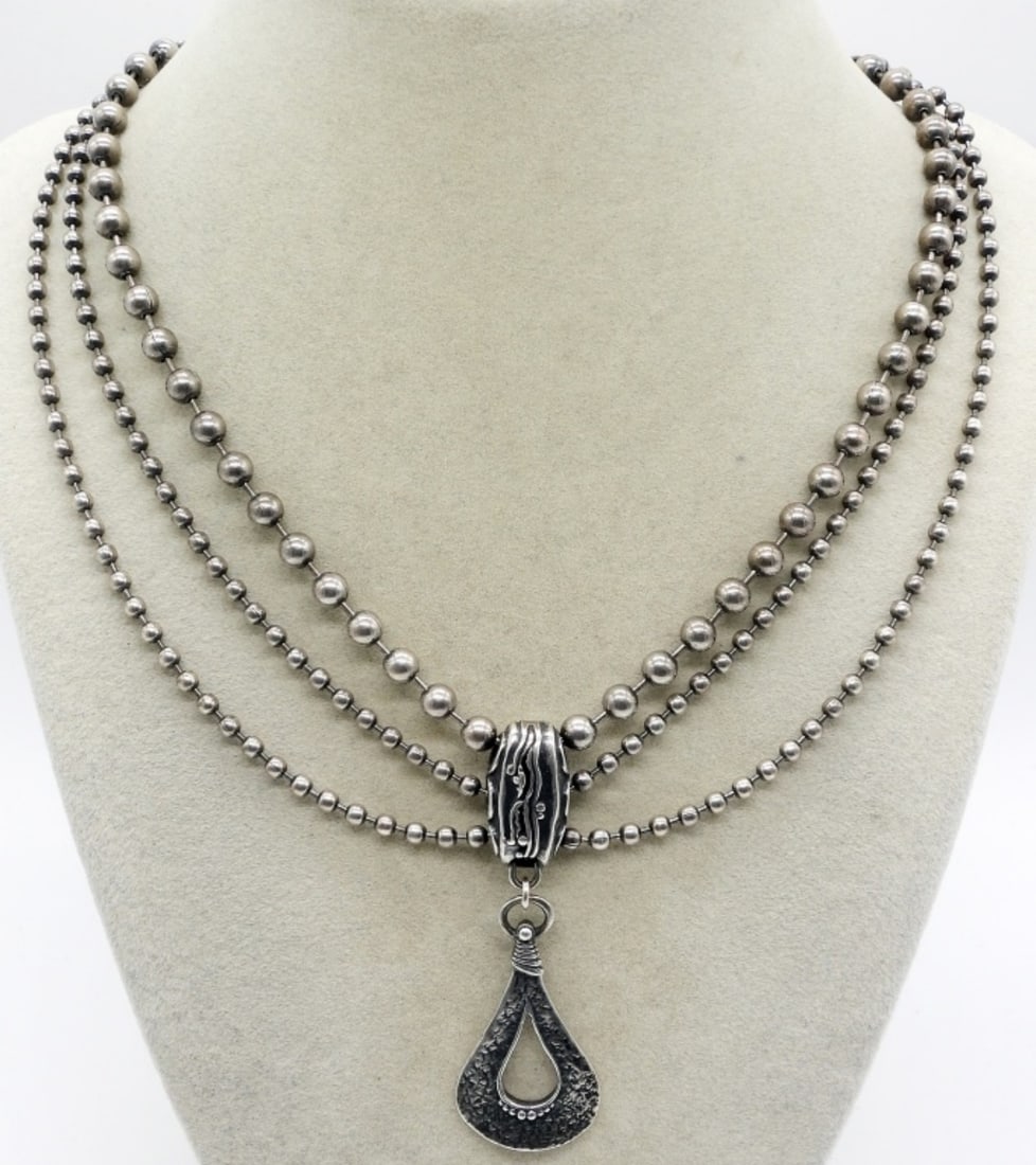 Silpada Oxidized Sterling Necklace (1 of 3)