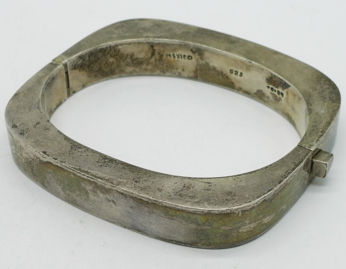 Thick & Heavy Taxco 925 Hinged Bracelet (1 of 4)