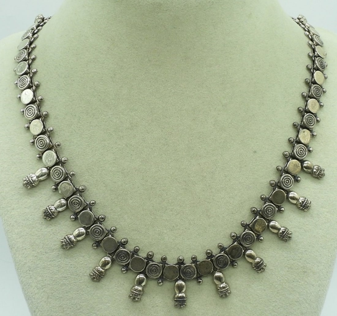 Sterling Tribal Style Necklace: Sterling Necklace, tribal style design. 17.5" long. (32.6 dwt) (6x4x2)