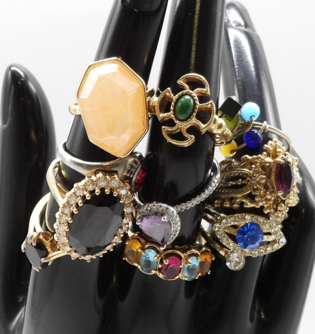 (10) Colored Stone Rings Sizes:4-9.75: Bid at the number one auction house, vintageauctionsonline.com