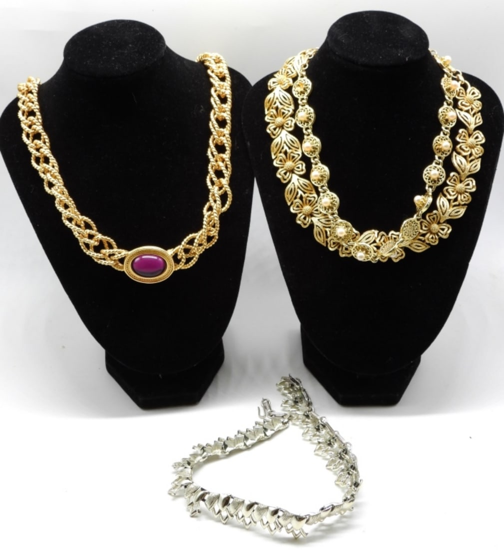 (4) Gold & Silver-Tone Necklace: 2- Coro brand necklace, one is a faux pearl, the other is a silver-tone. 1-Lisner a flower style. 1- Purple stone gold-tone Monet necklace