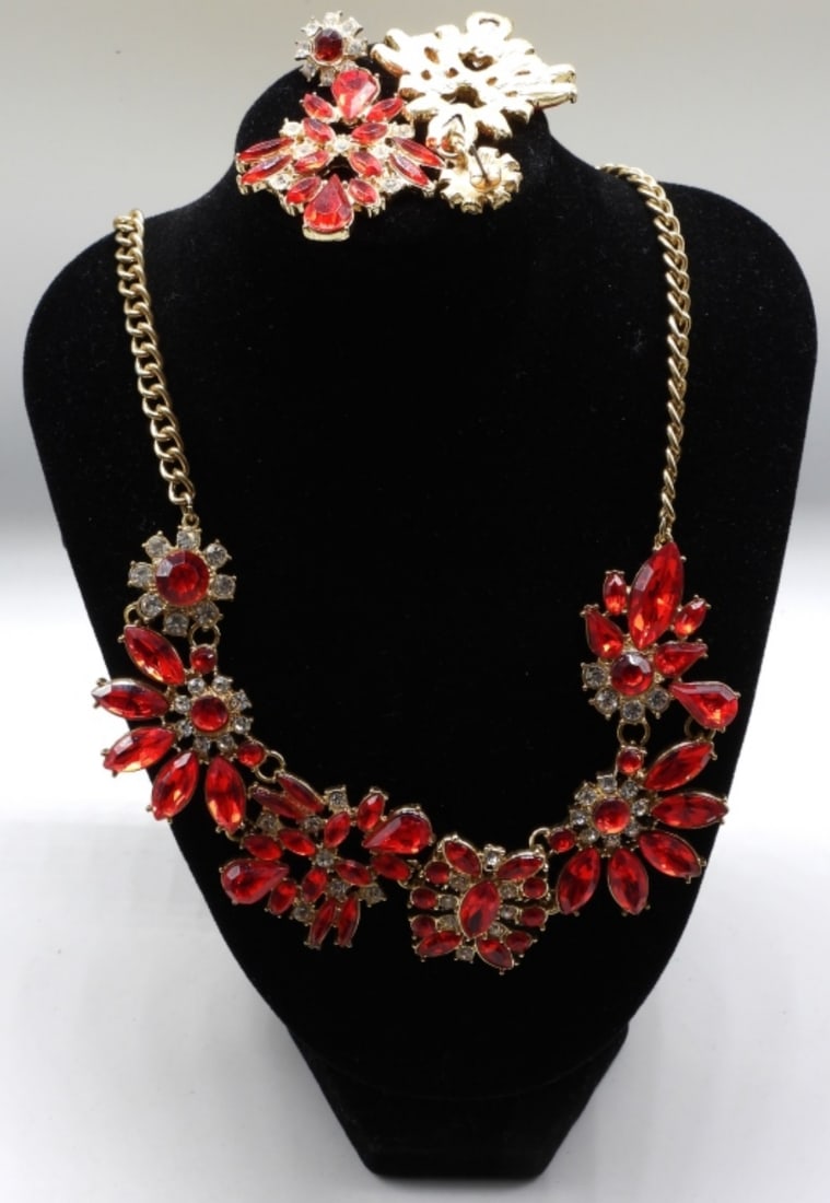 Gold Toned Necklace and Earring Set with Red: Stones. Nice Big Bold set