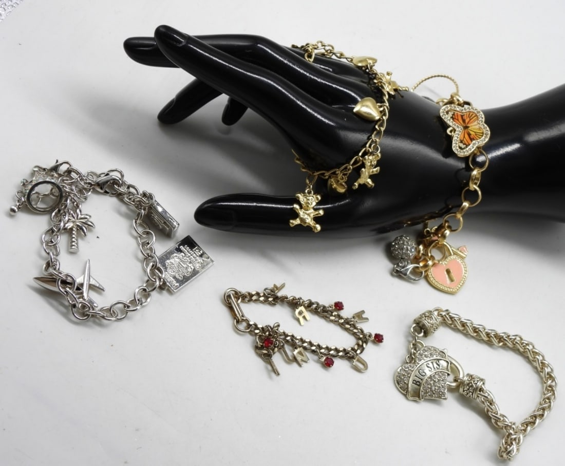 (5) Charm Bracelets: Gold & Silver Tone