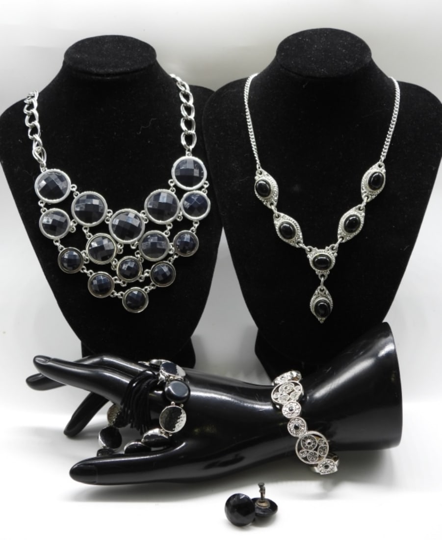 Black & Silver-Tone Mixed lot: 2-necklaces, 2-bracelets,1 set of screw-back earrings