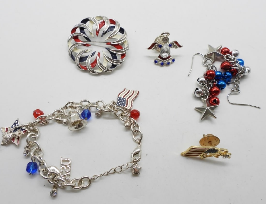 4th Of July Mixed Lot: Brooches, earrings, and a bracelet make this lot up.