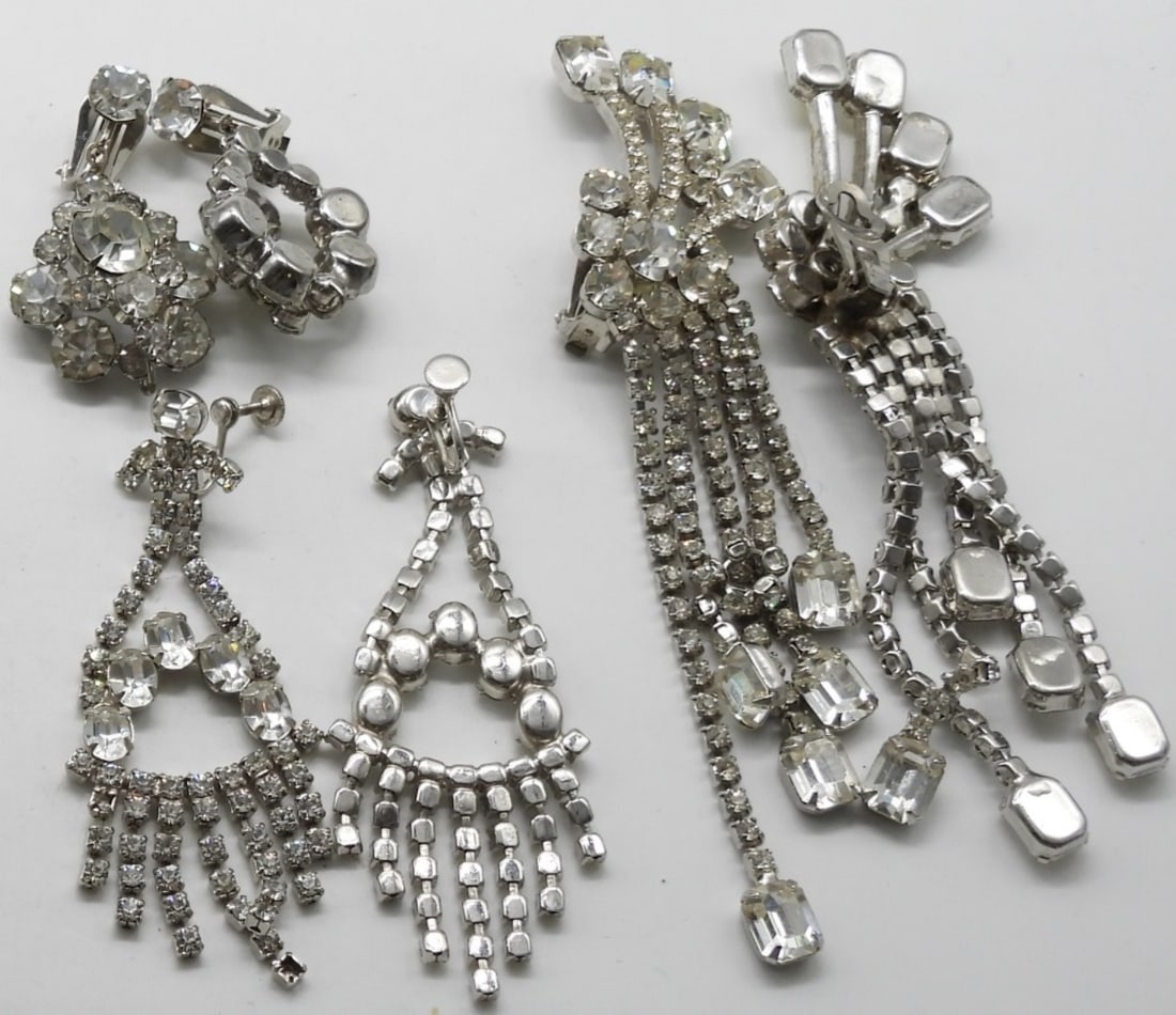 (8) Clear Rhinestone Earrings - 3