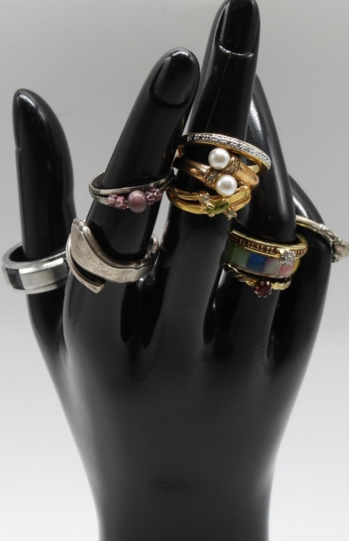 (10) Different Fashion Rings: Size ranges from 5-8