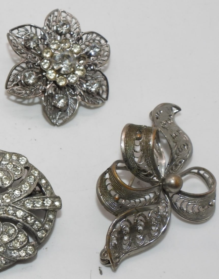 (6) Silver-Tone Brooches - 4
