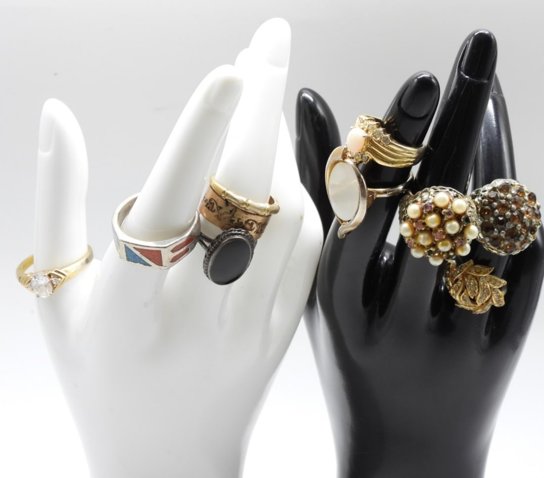 (10) Fashion Rings: Sizes range from 4-9