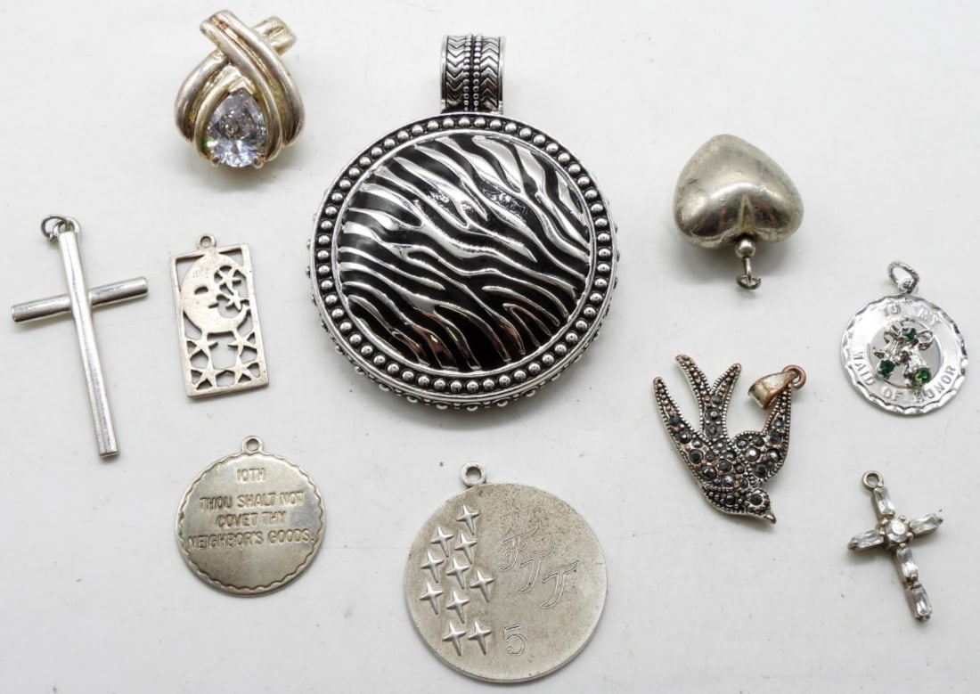 (10) Silver-Tone Pendants: Get your vintage needs here at vintageauctionsonline.com