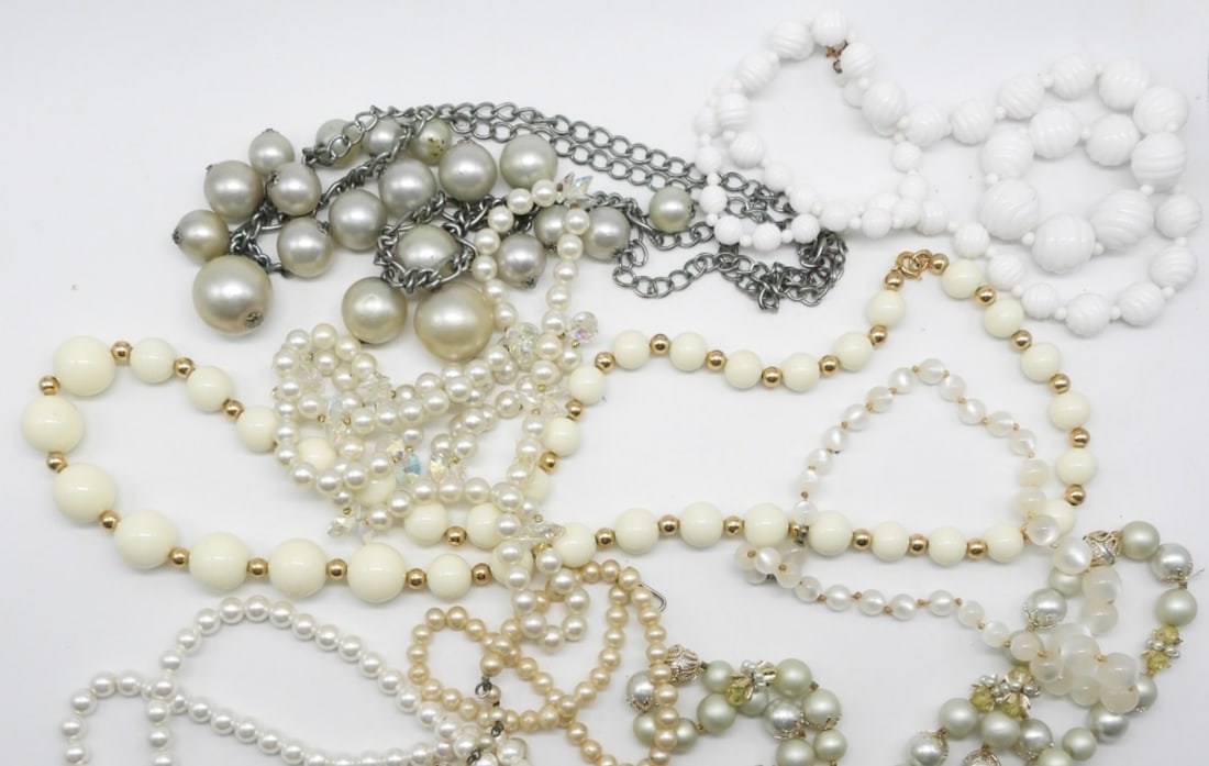 (10) Chunky Beaded Necklaces - 2