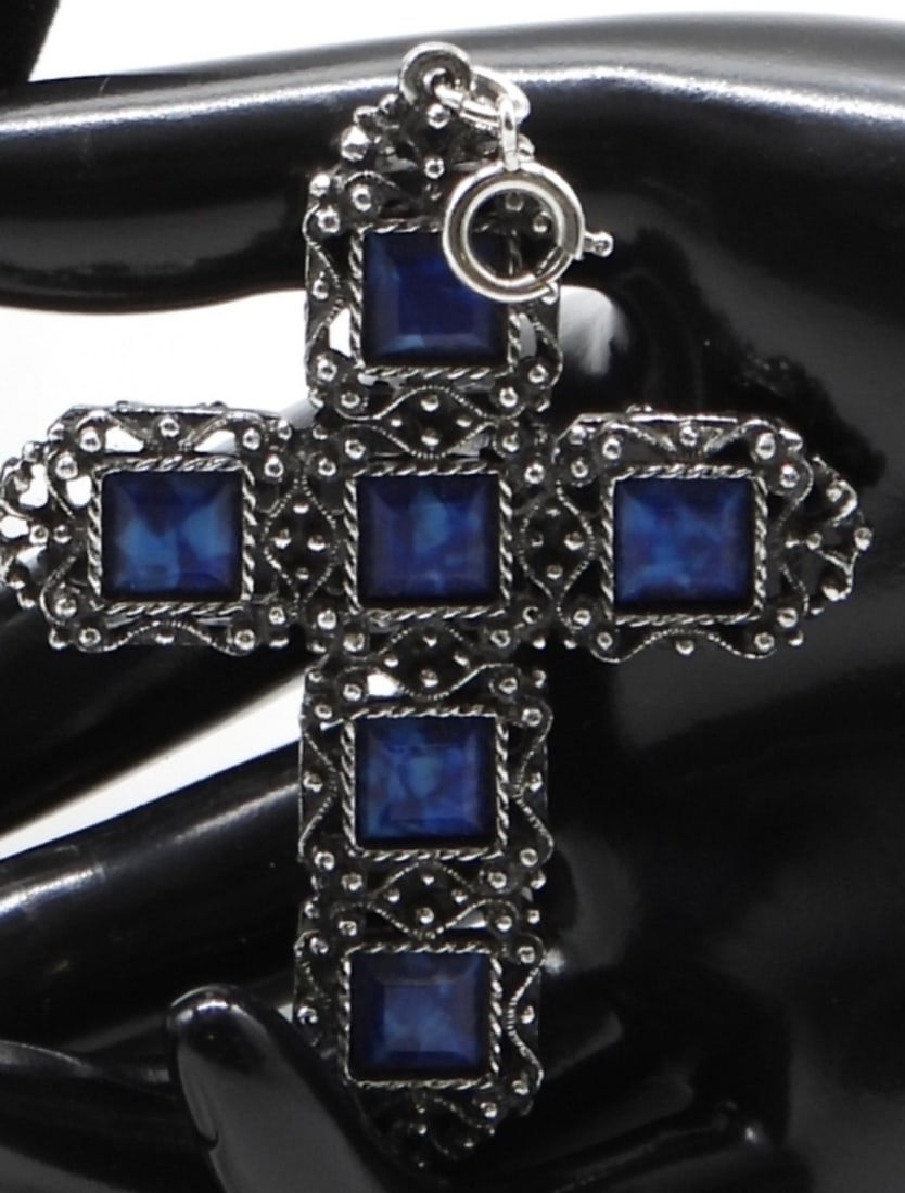 (2) Large Crosses (1) Chain - 3