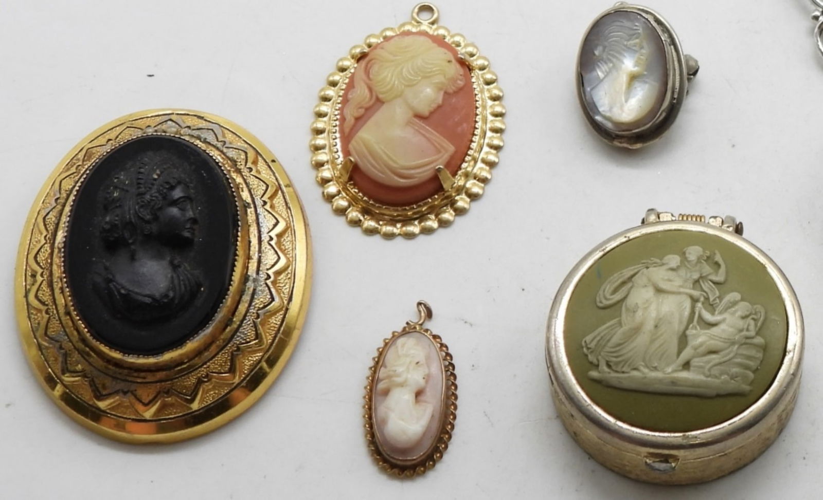 Cameo Mixed Lot - 2