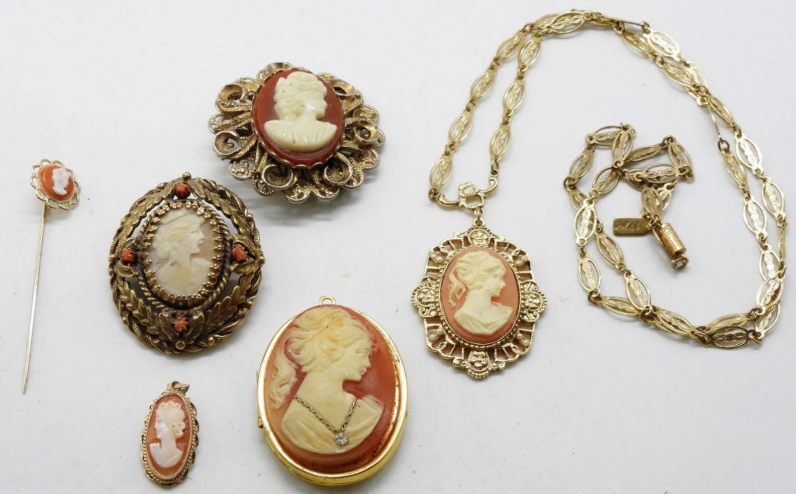 (7) Cameo Lot: Various cameo pieces