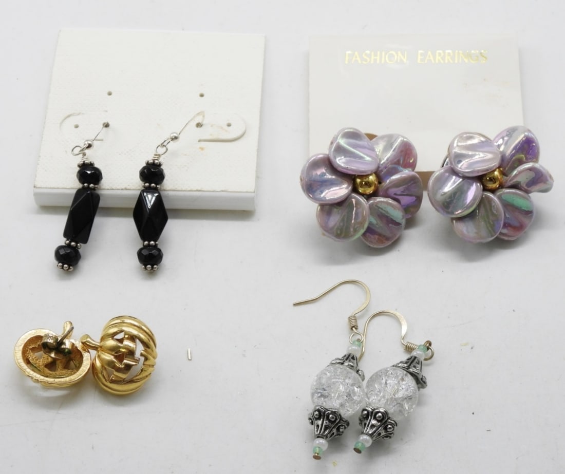 (4) Pairs Of Earrings: Beautiful pieces