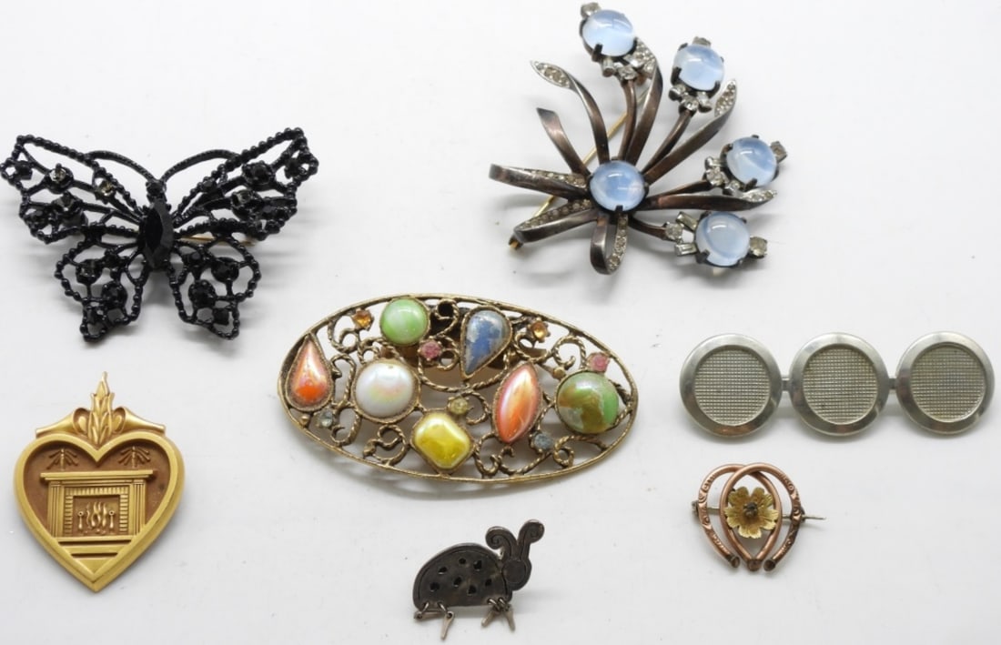 (7) Unique Brooches: Various brooches, good pieces