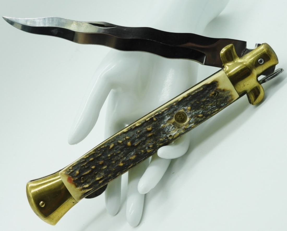 Kissing Crane KC45 Stiletto Knife: Very large knife, 8" handle, 7" blade