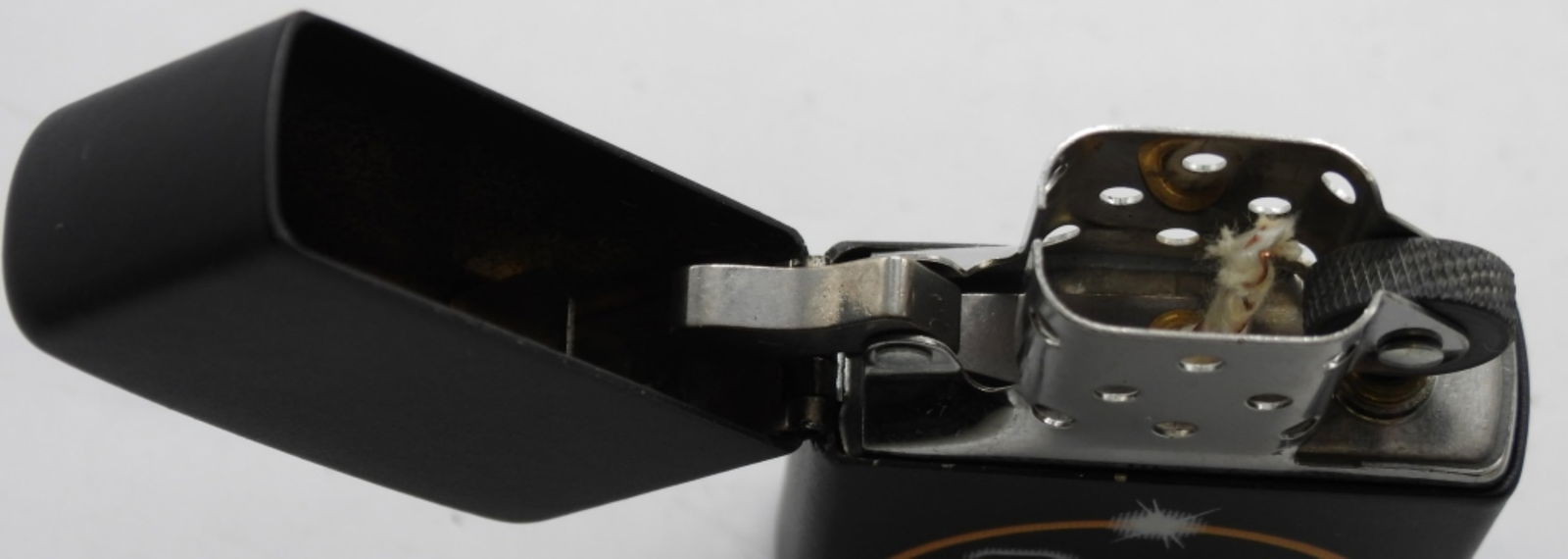 Camel Eclipse Black Matte Zippo Unfired - 4