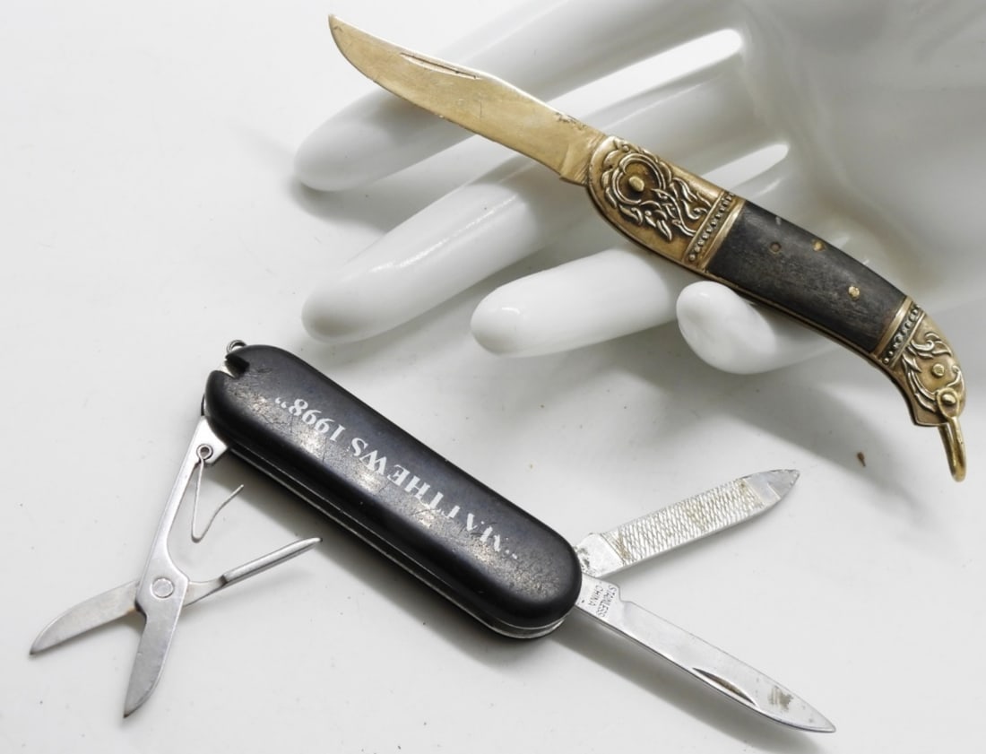 Gold & Wood Knife & SD Swiss Army Knife (1 of 2)