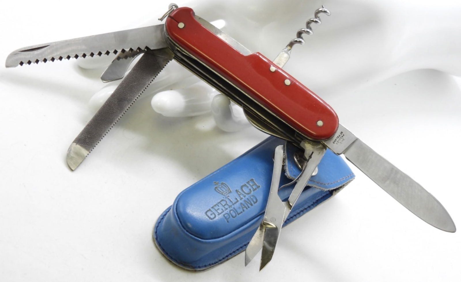 Syracuse Knife (6) Blade Utility Knife: Multiple different blades & tools. Comes in sheath