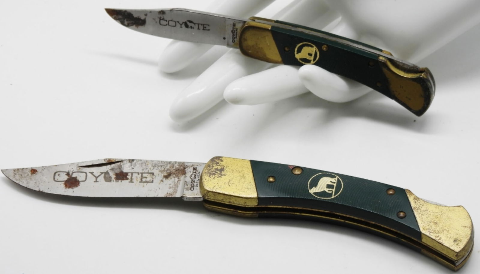 (2) Green Coyote Folding Pocket Knives: Two sizes
