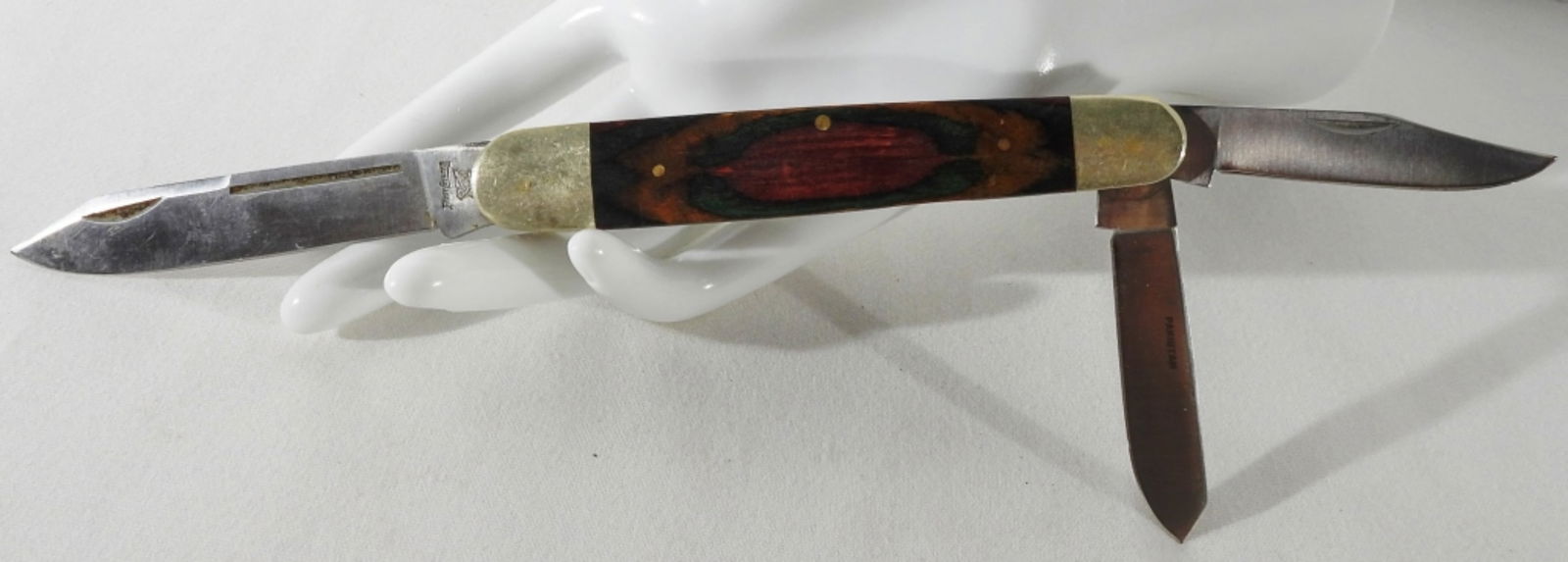 Frost Cutlery Three-Blade Folding Pocket Knife (1 of 4)