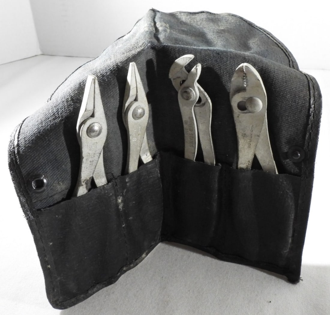 Vintage Fulton Mini Pliers (1 of 2)