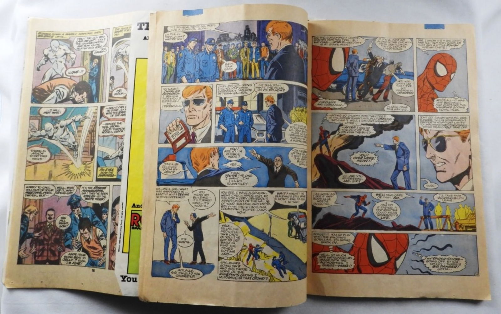 (2) Spider-Man Comics - 3