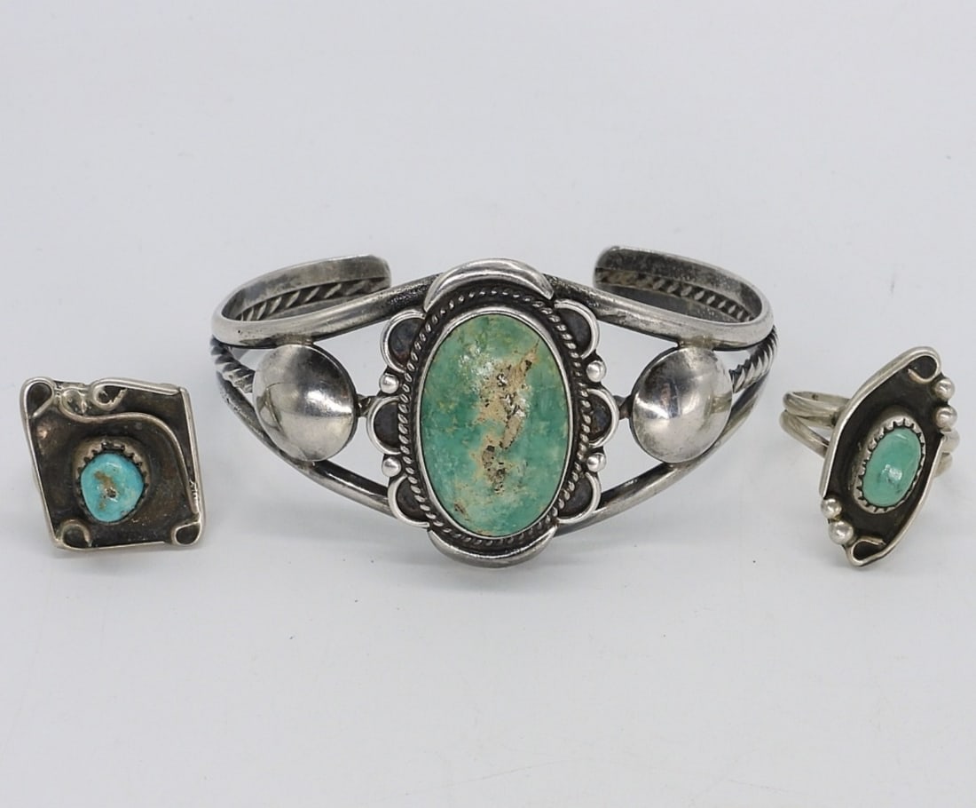 Vintage Sterling Turquoise Cuff & Rings: Vintage sterling turquoise jewelry. Rings are size 4 & 7. Bracelet and rings are only marked with "sterling". (21.7 dwt)
