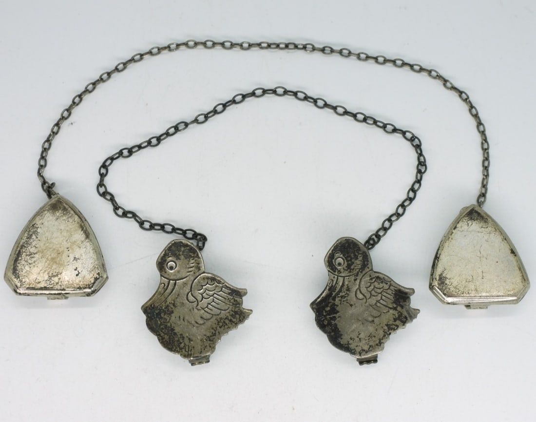 2 Vintage 925 Sweater Clips: Two vintage sterling sweater clips, 7-7.5" long. (9.9 dwt)