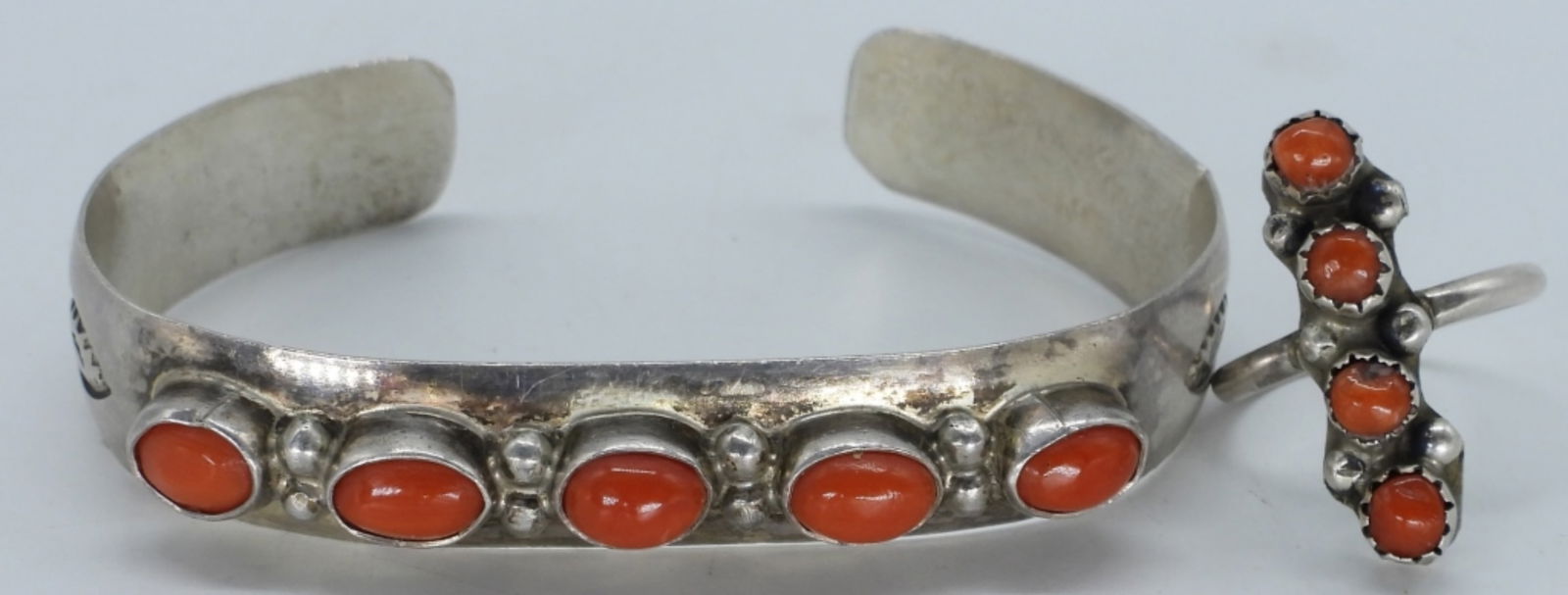 Red Coral Vintage 925 Cuff Bracelet & Ring: Vintage sterling, red coral cuff bracelet and ring. Ring is size 5.5 . No markings on either (sterling tested). (15 dwt)