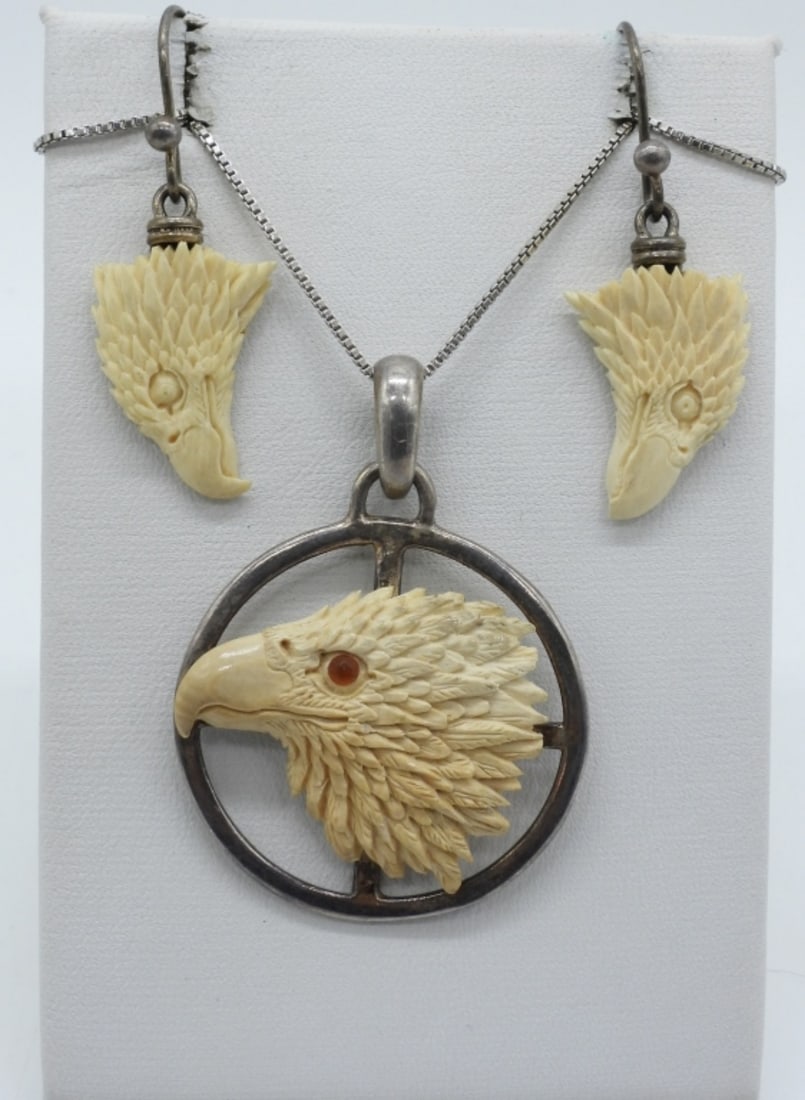 Carved Eagle Head 925 Pendant & Earrings: Vintage carved eagle head pendant, on an 18" sterling chain. Matching pierced earrings, 1.5" long. (5.5 dwt)