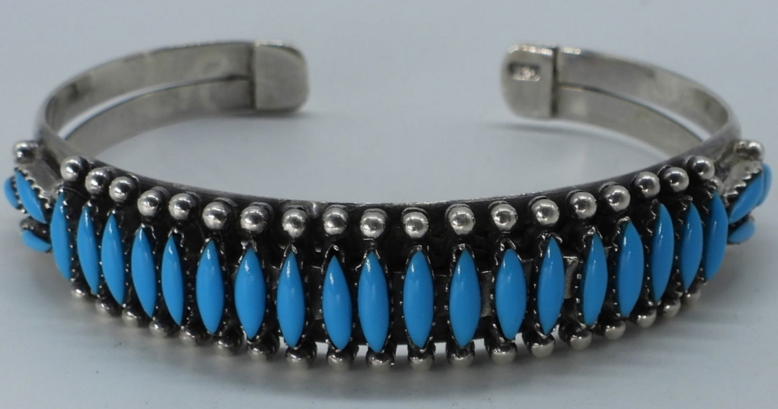 Vintage Turquoise 925 Cuff Bracelet: Vintage turquoise sterling cuff bracelet, only marked with 925. (16 dwt)