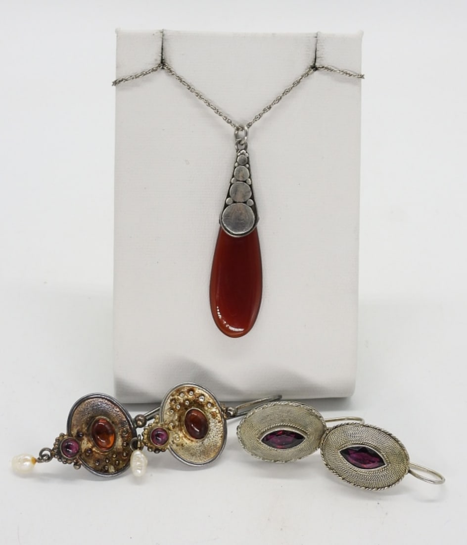 Carnelian Necklace & Garnet Earrings - 925: Two pair of sterling Garnet pierced earrings, they hang 1 1/4" & 1 3/4" long. Carnelian gemstone in sterling pendant, 2" long. Sterling chain is 18" long. (10 dwt)
