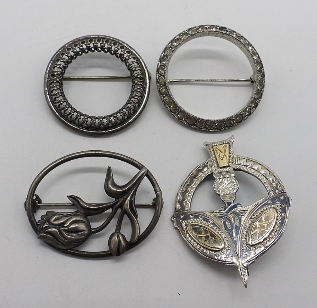 4 Sterling Vintage Brooches (1 of 2)