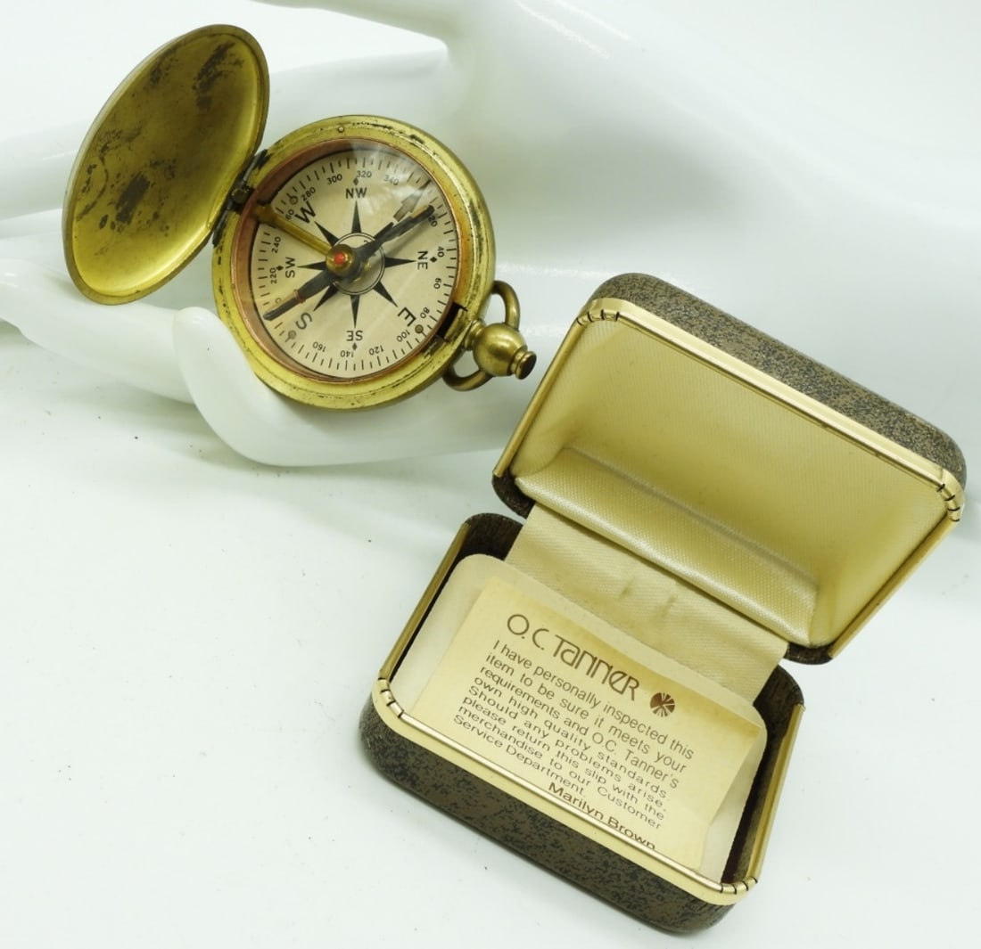 Waltham Pocket Compass: U.S Corps Of Engineers with lacquered brass case and a hinged snap-on cover and a release button. Watches are not verified, authenticated, or tested in running condition unless specified.