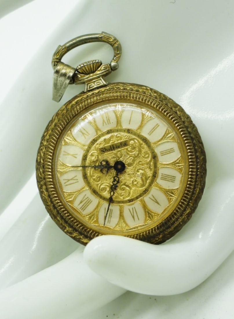 Pendant Pocket Watch (1 of 2)