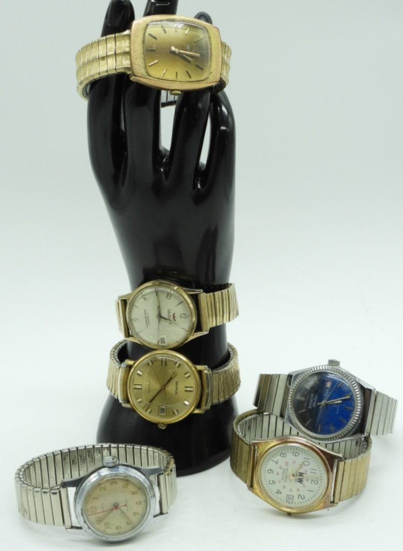 (6) Stretch Band Men's Watches: Watches are not verified, authenticated, or tested in running condition unless specified